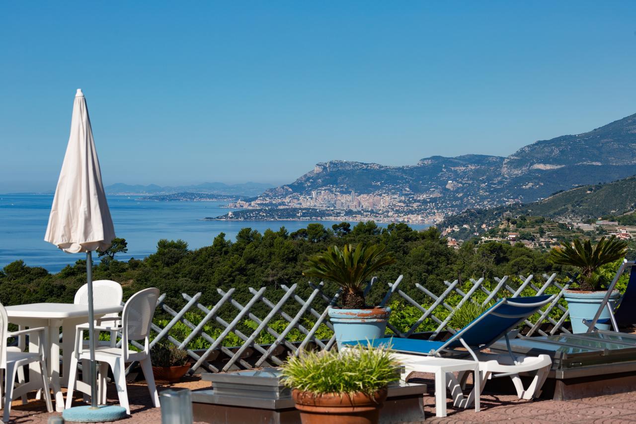 Villa Montefontane กัมโปโรสโซ ภายนอก รูปภาพ